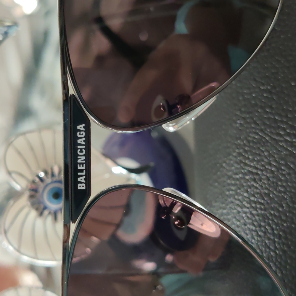 Authentic Balenciaga new season unisex aviator sunglasses - Picture 6 of 6